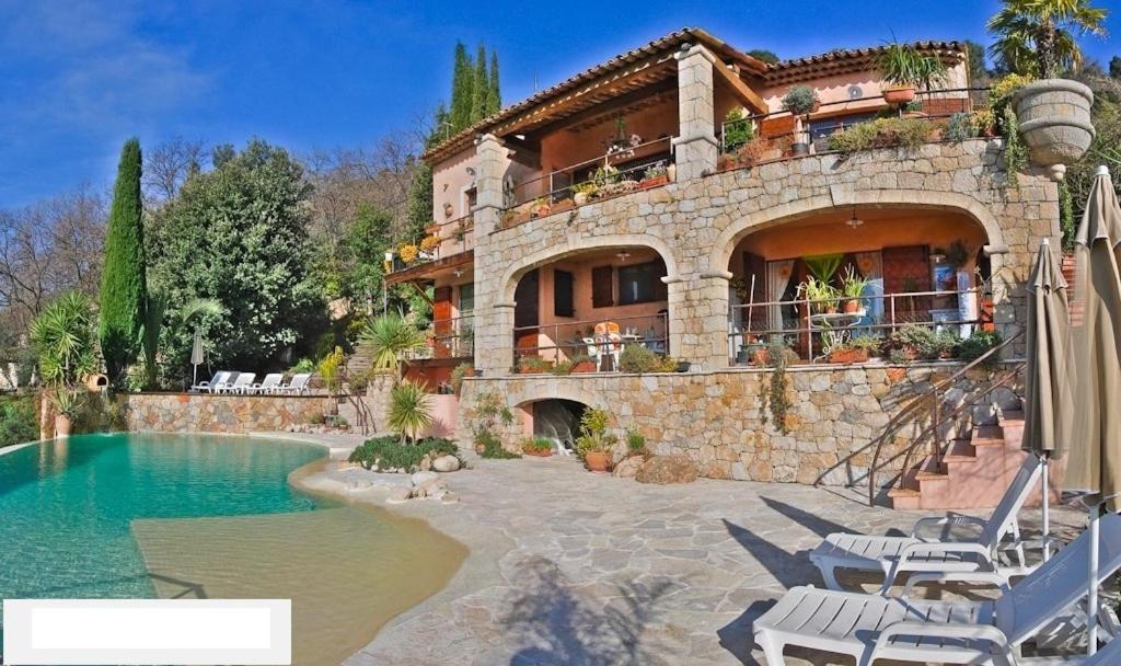 Apartmán Locaspera Spéracèdes Exteriér fotografie